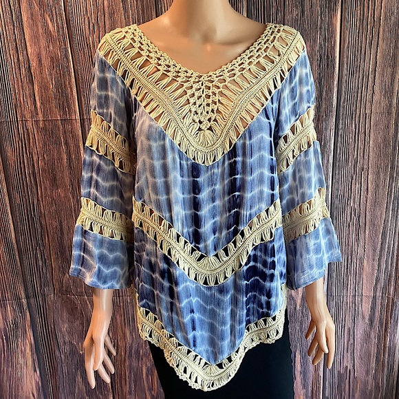 Jessica Taylor NYC Tops - Jessica Taylor NYC blue white cream colored boho one size tie dye poncho